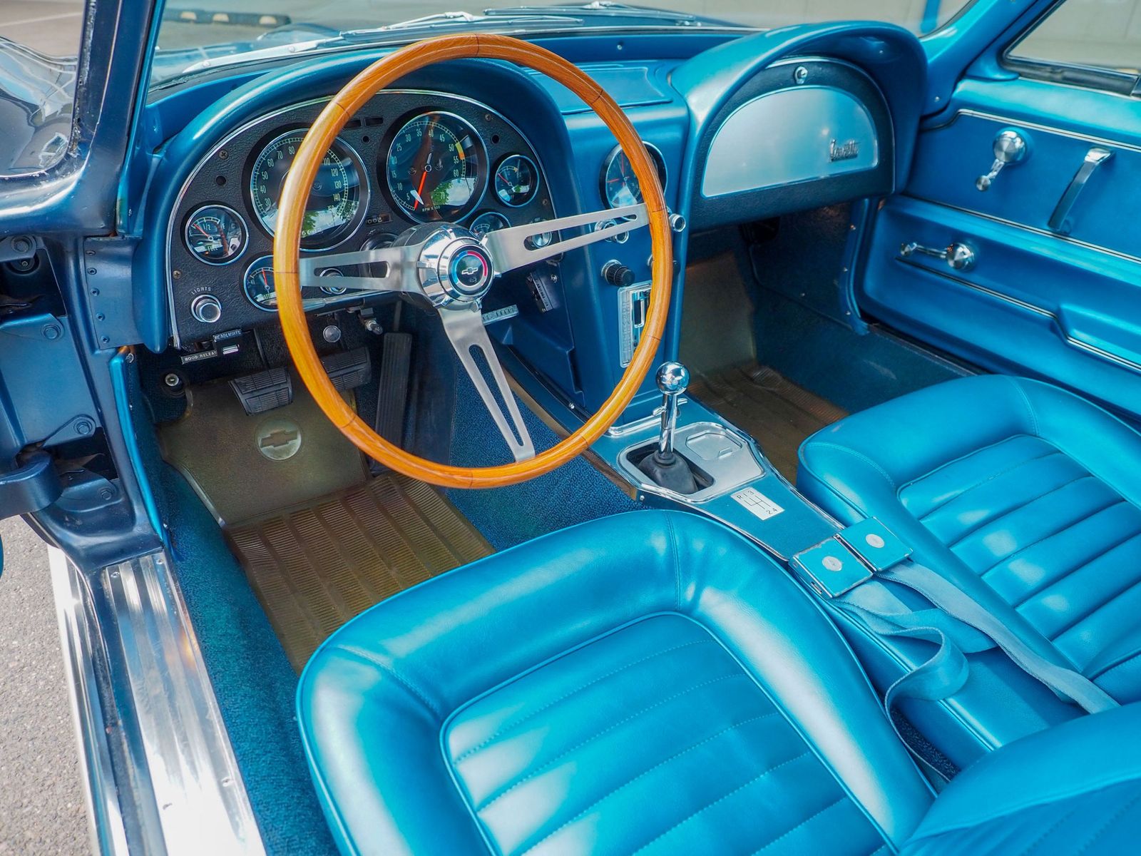 1966 Chevrolet Corvette 51