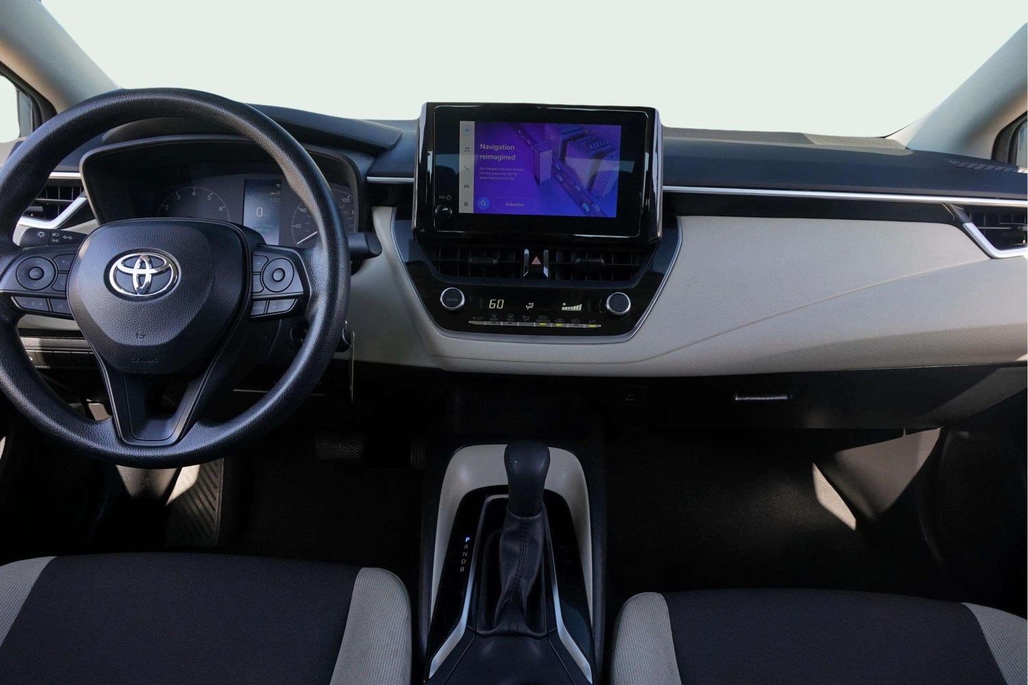 2024 Toyota Corolla LE photo 19