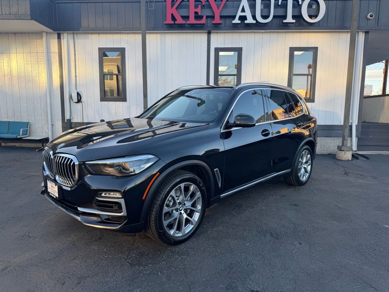 2020 BMW X5 40i's photo