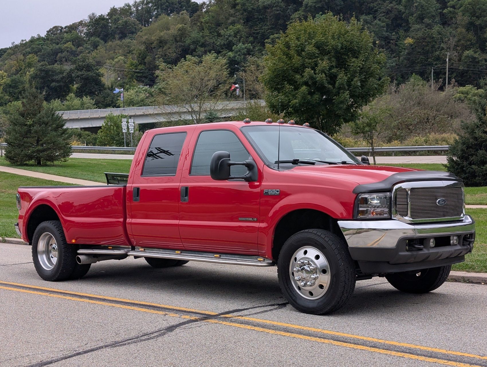 2001 Ford F-550 6