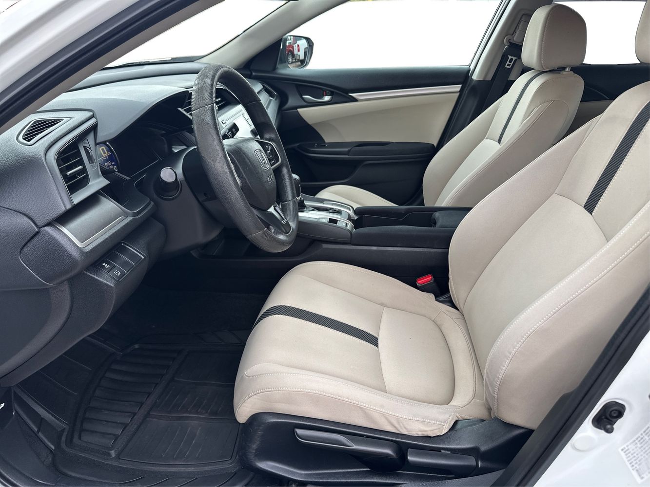 2018 Honda Civic LX photo 9