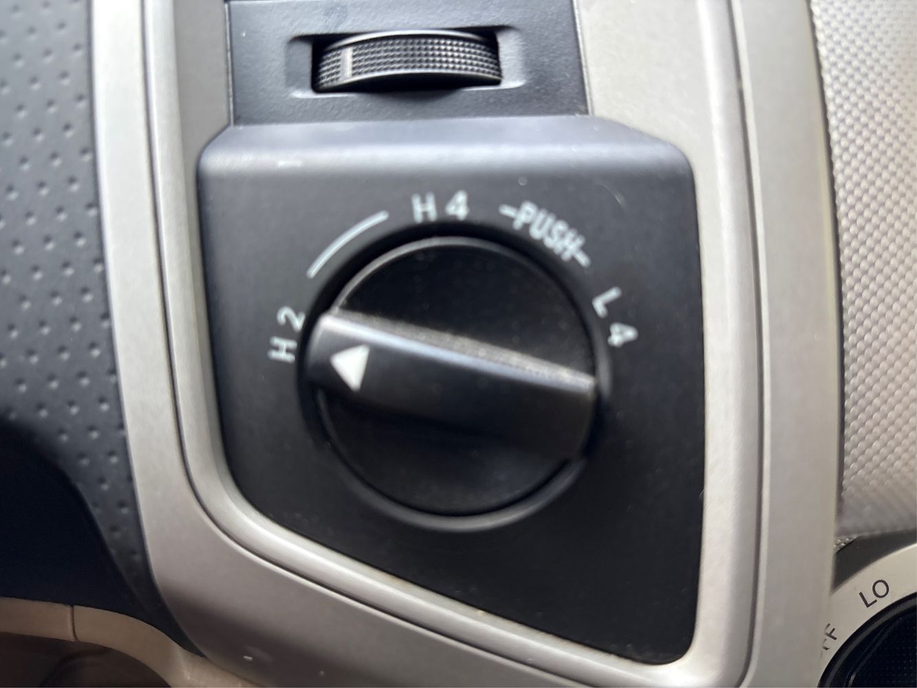 2011 Toyota Tacoma Base V6 photo 31