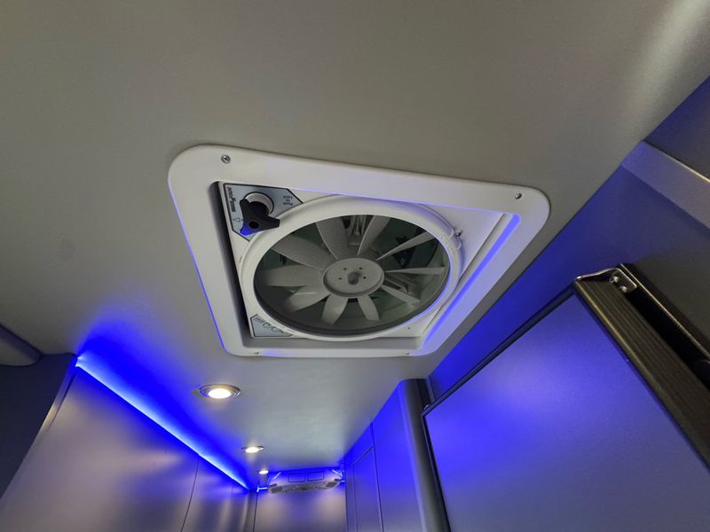 2027 Vacanza-ion-24