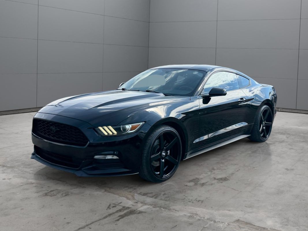 2015 Ford Mustang V6 Coupe