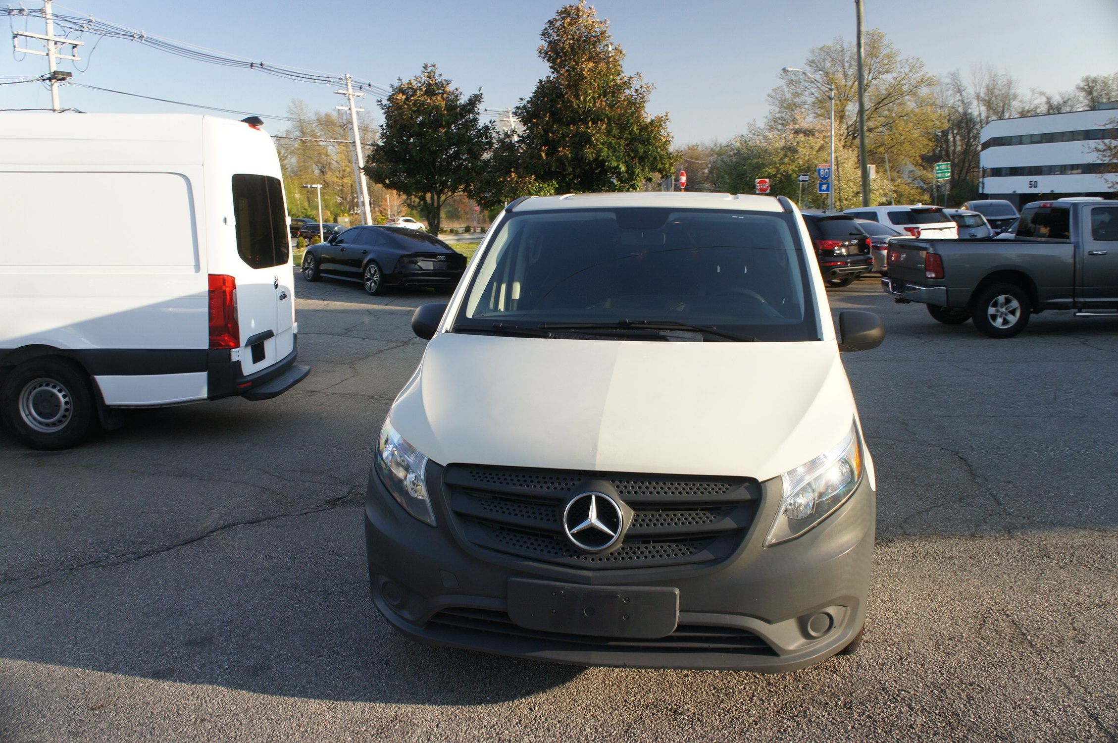 2016 Mercedes Benz Metris Passenger Van photo 4