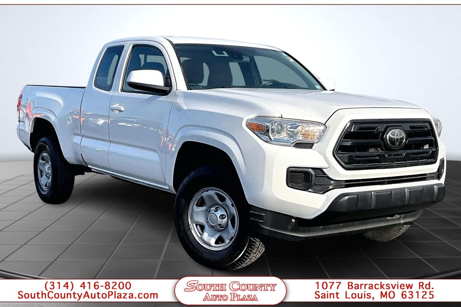 2018 Toyota Tacoma SR's photo