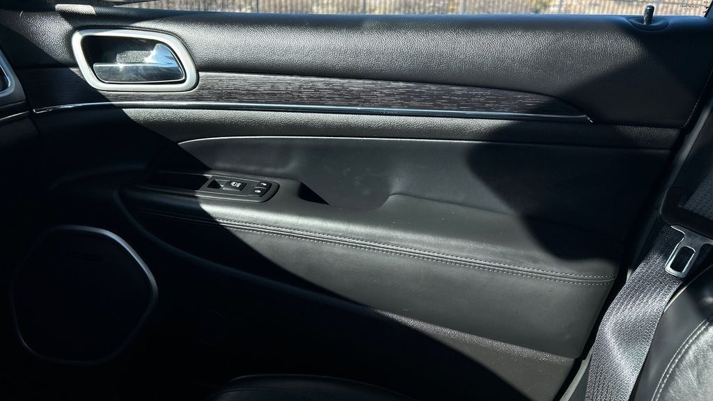 2018 Jeep Grand Cherokee Summit - Photo 25