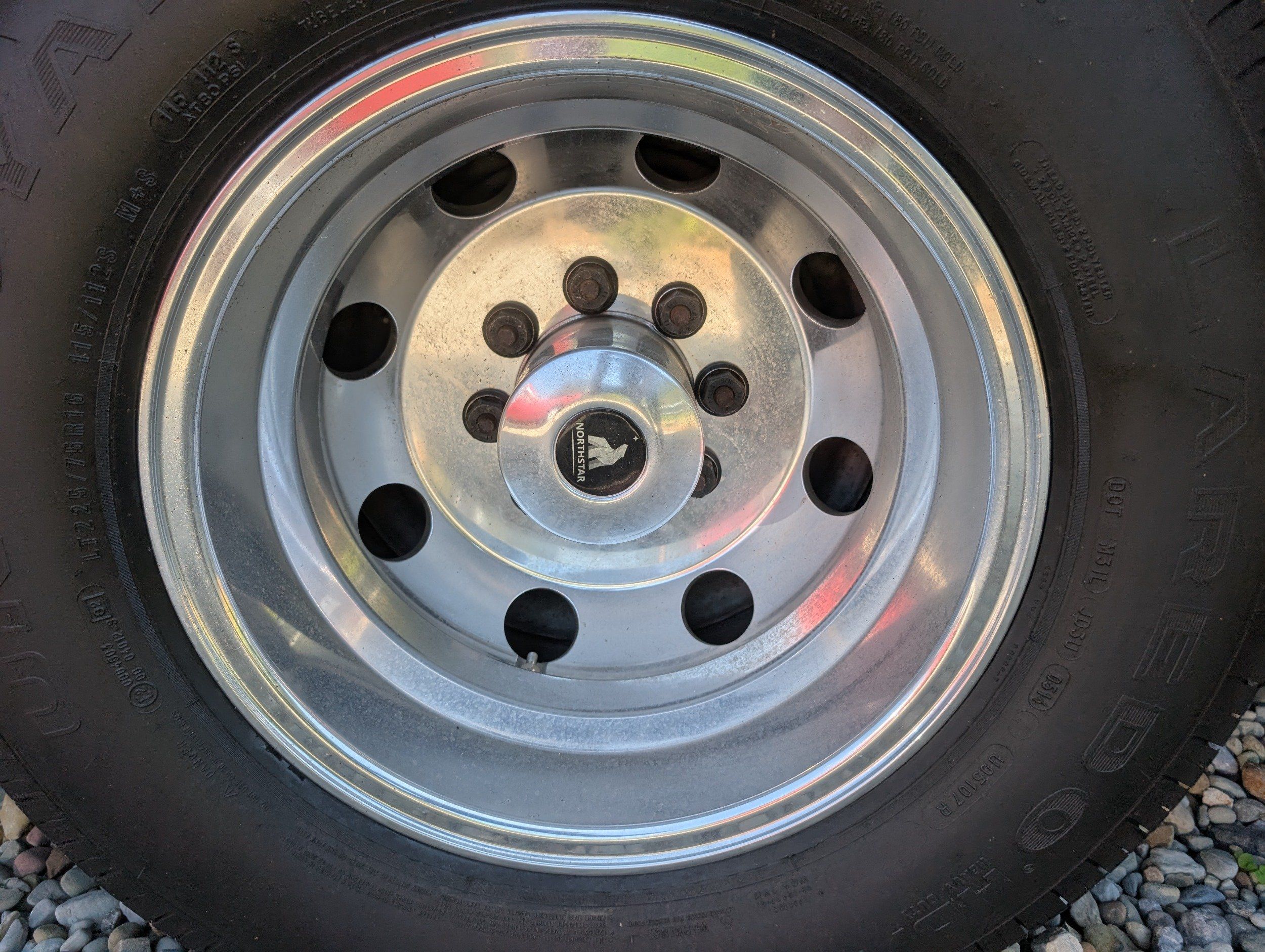 2004 Ford E-450 photo 26