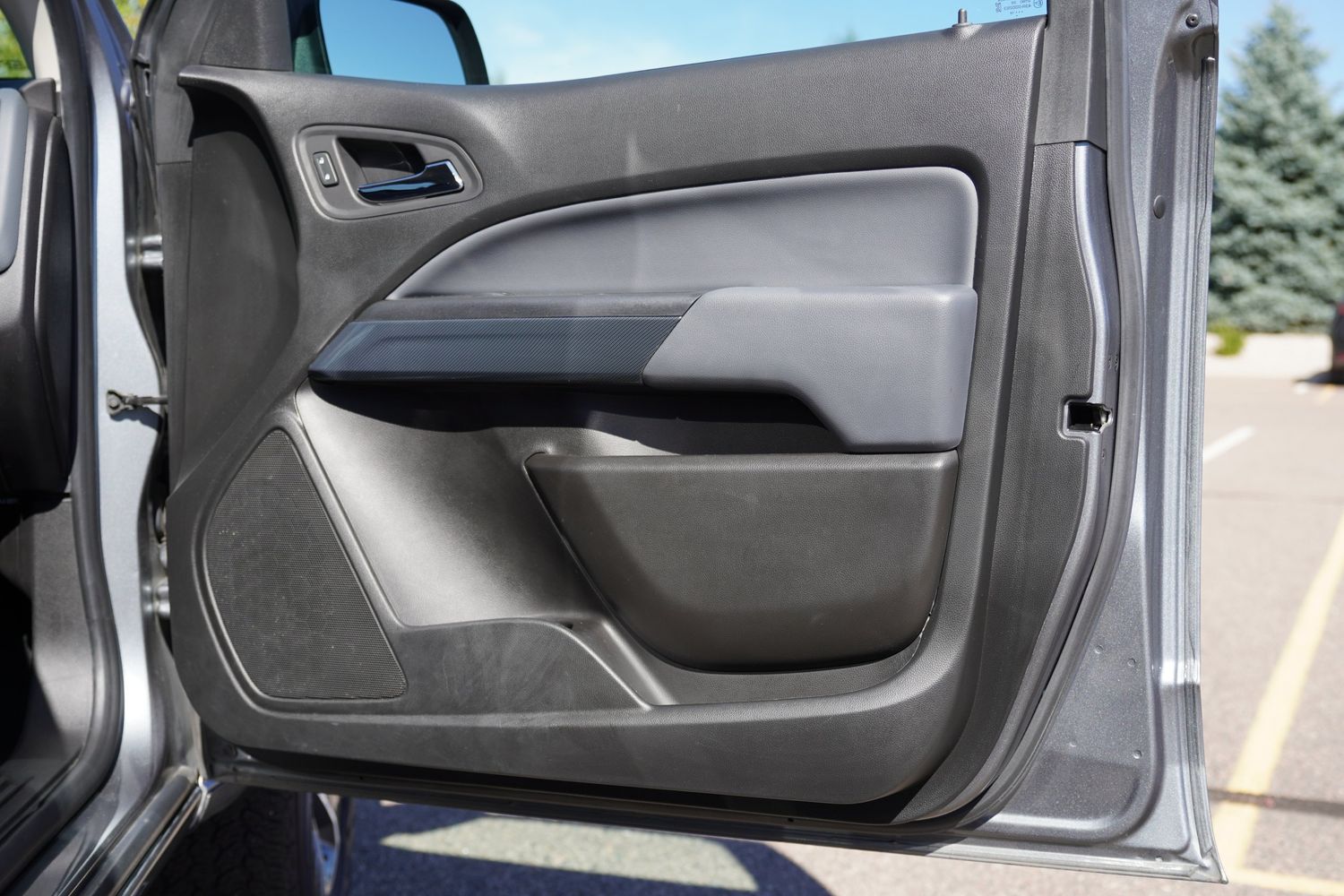 2019 Chevrolet Colorado Z71 photo 16