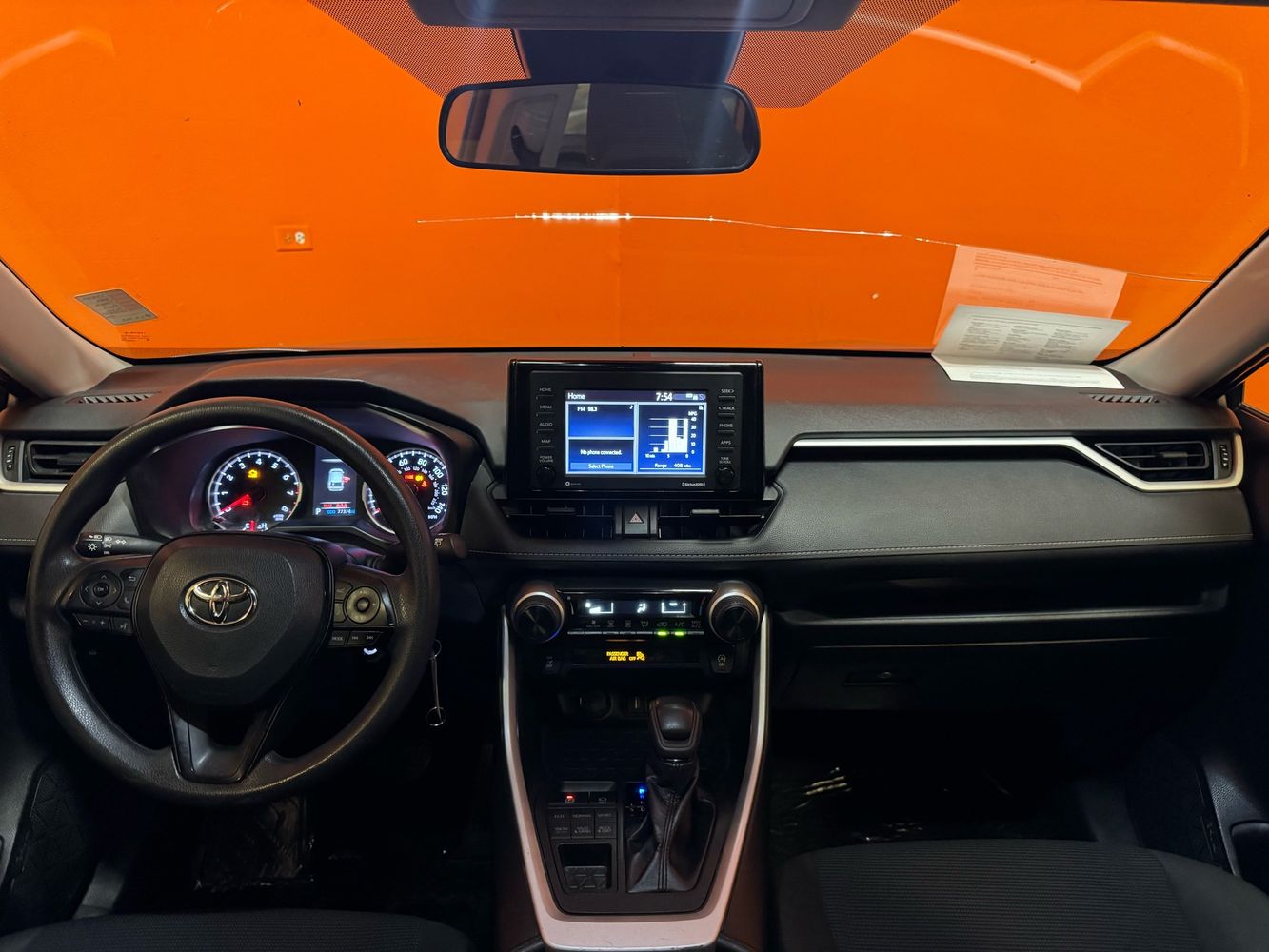 2022 Toyota RAV4 LE photo 15
