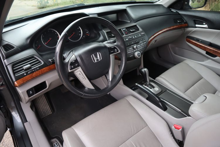 2012 Honda Accord EX-L V6 | Victory Motors of Colorado