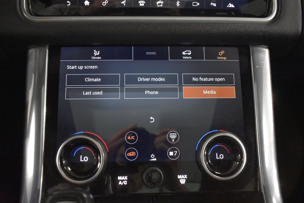 2018 Land Rover Range Rover Sport SE