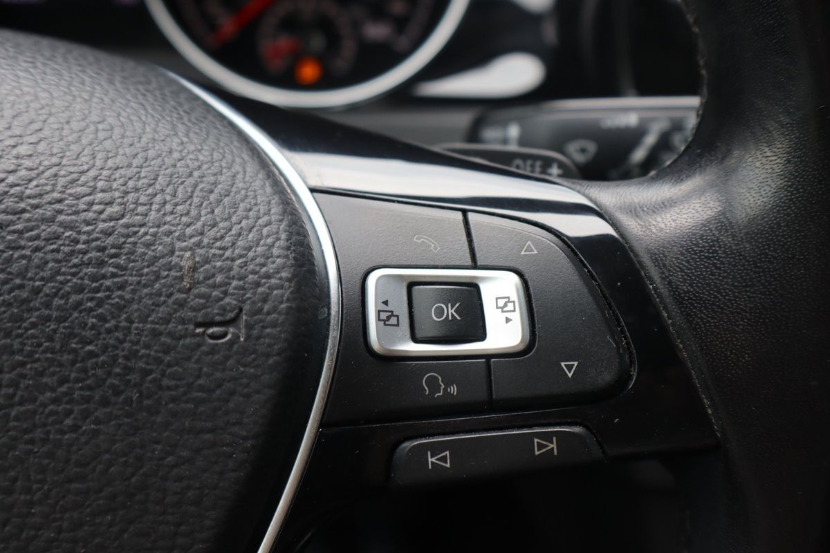 2017 Volkswagen Golf SportWagen TSI SEL