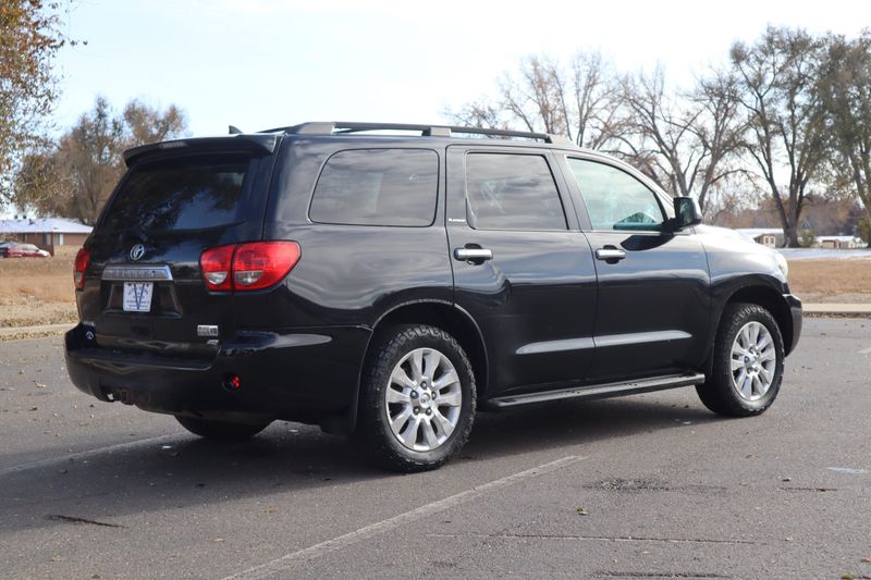 2010 Toyota Sequoia Photos 2010 Toyota Sequoia Photos
