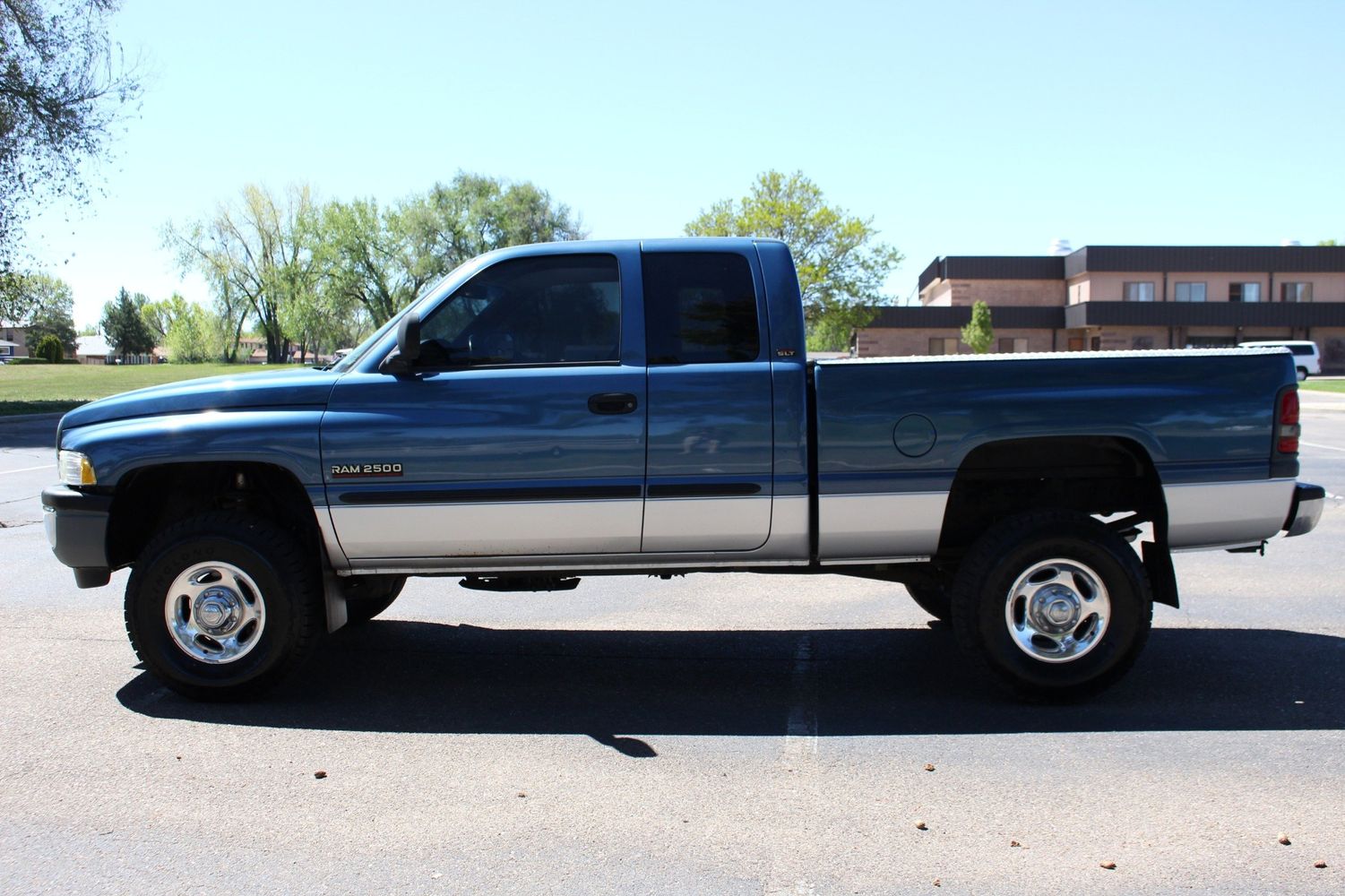 2002 Dodge Ram 2500 SLT Plus | Victory Motors of Colorado