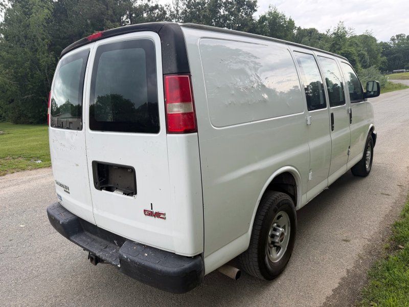 2016 GMC Savana Cargo Work Van - Photo 6