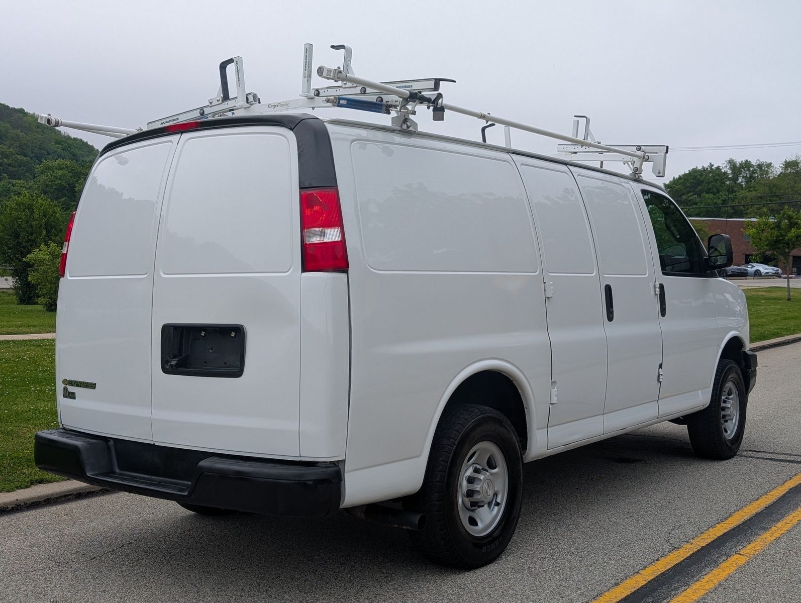 2019 Chevrolet Express 2500 11
