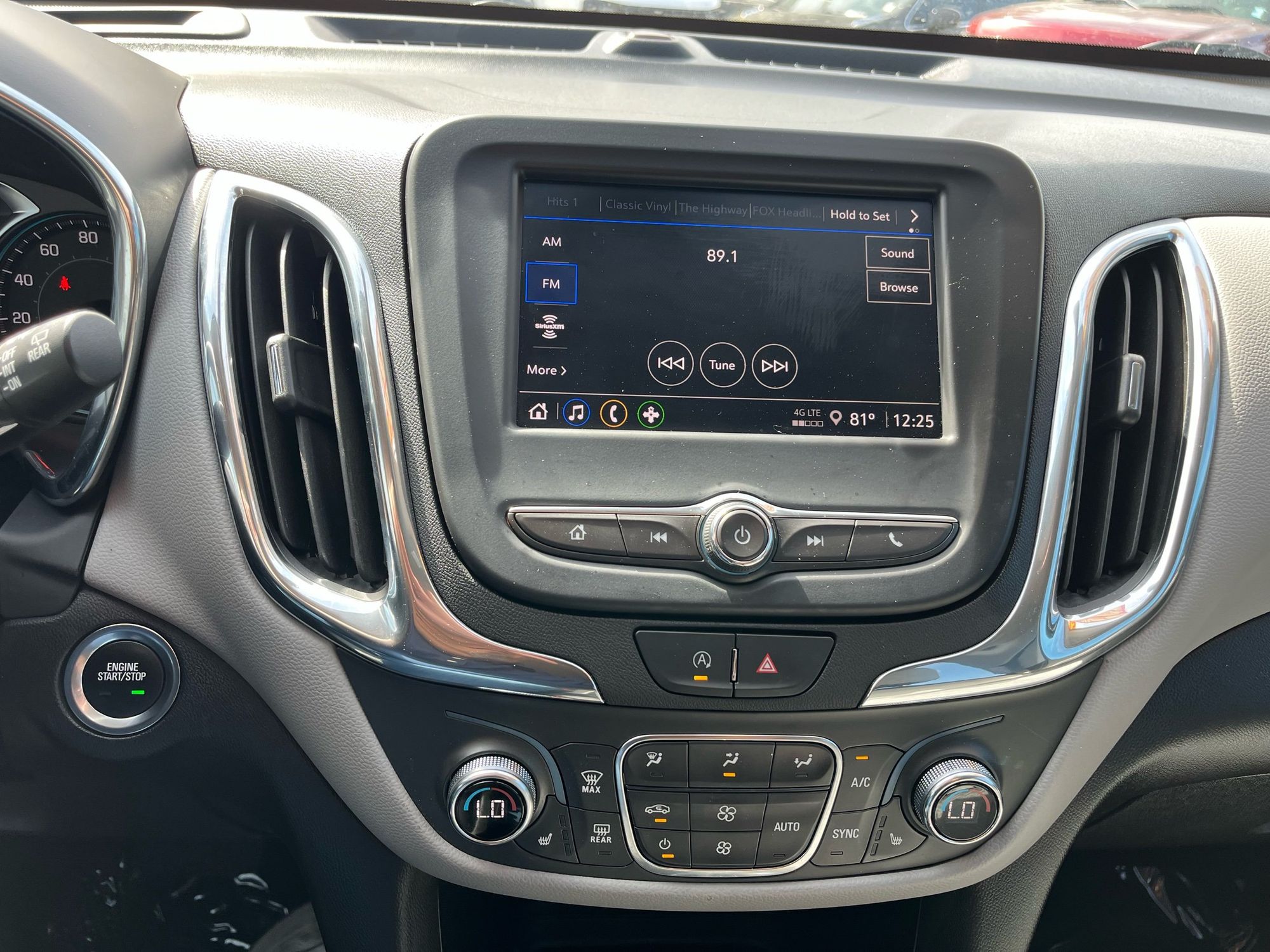 2023 Chevrolet Equinox LT photo 22