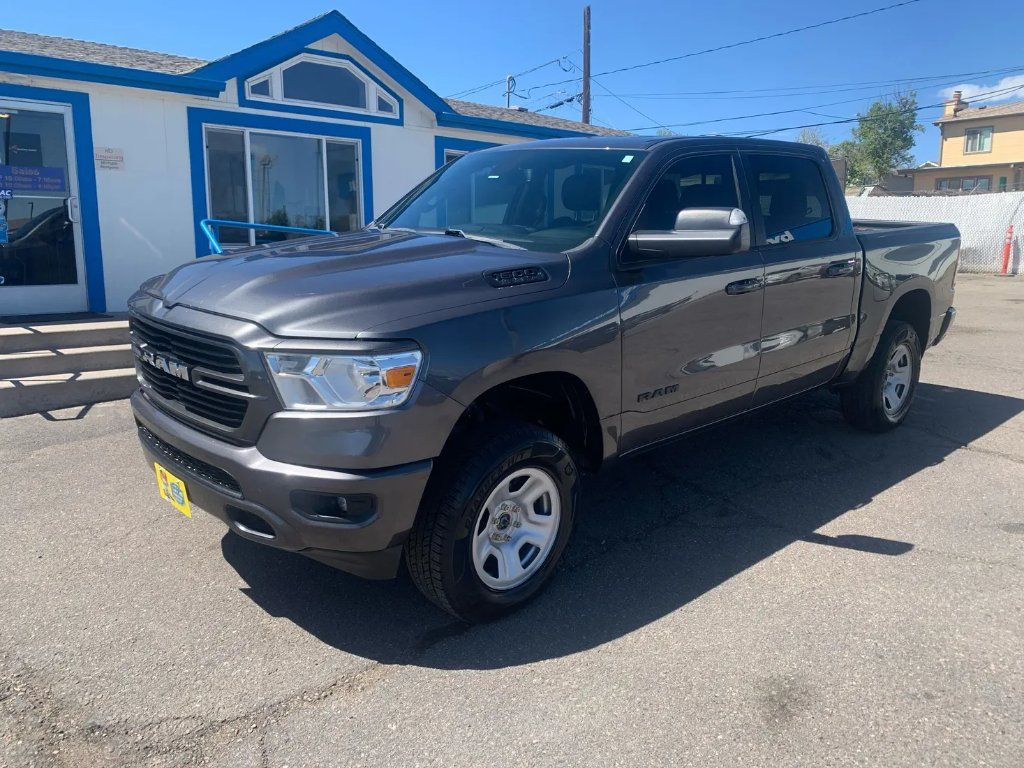 2019 RAM 1500 Big Horn/Lone Star 4x4 Crew Cab 5'7's photo
