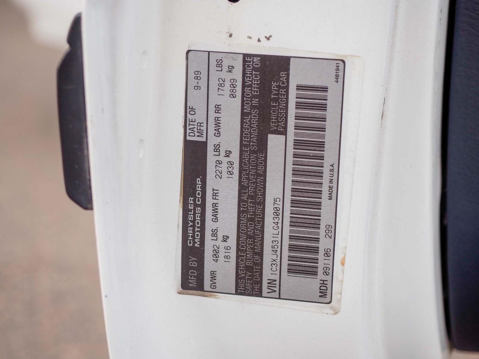 1990 Chrysler Le Baron 44