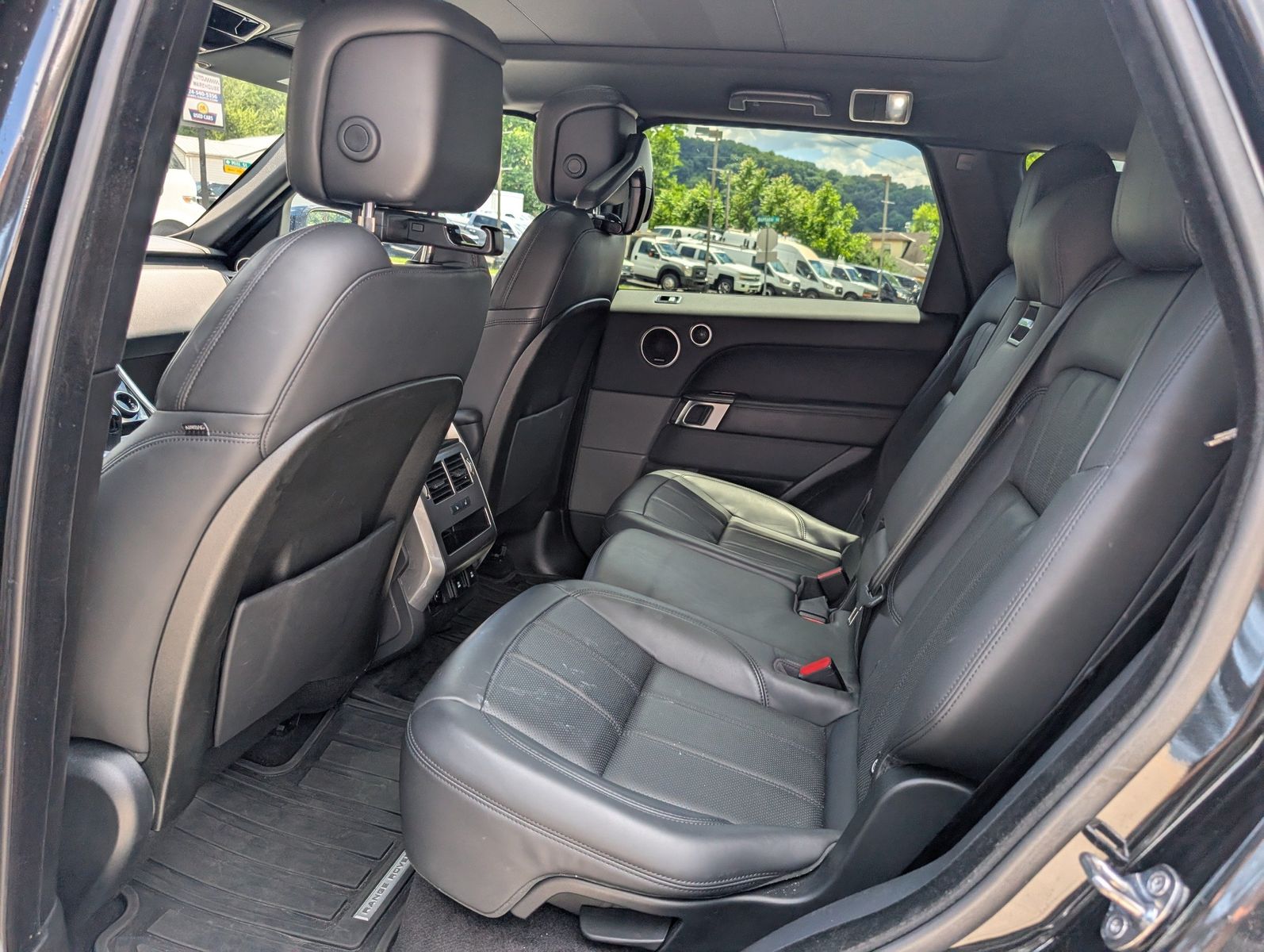 2020 Land Rover Range Rover Sport 32