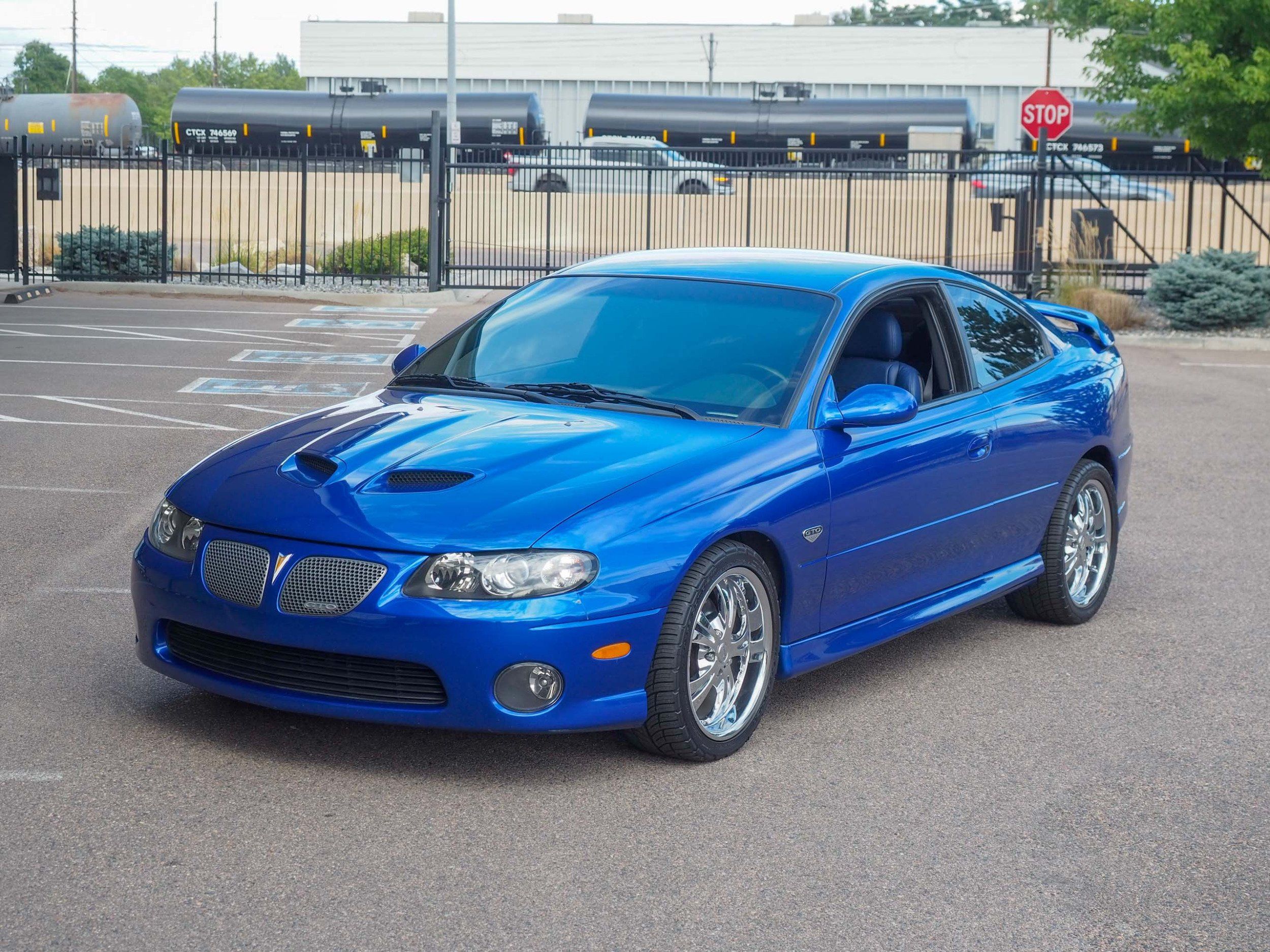 2006 Pontiac GTO Blue 
