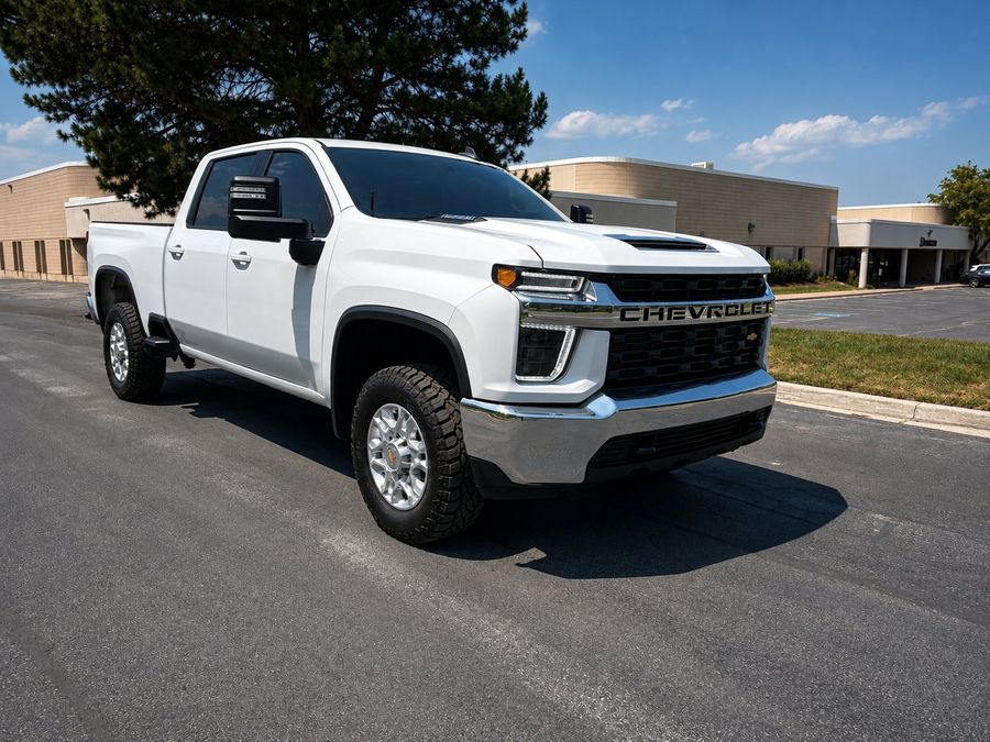 2022 Chevrolet Silverado 2500HD 4WD Crew Cab Standard Bed LT