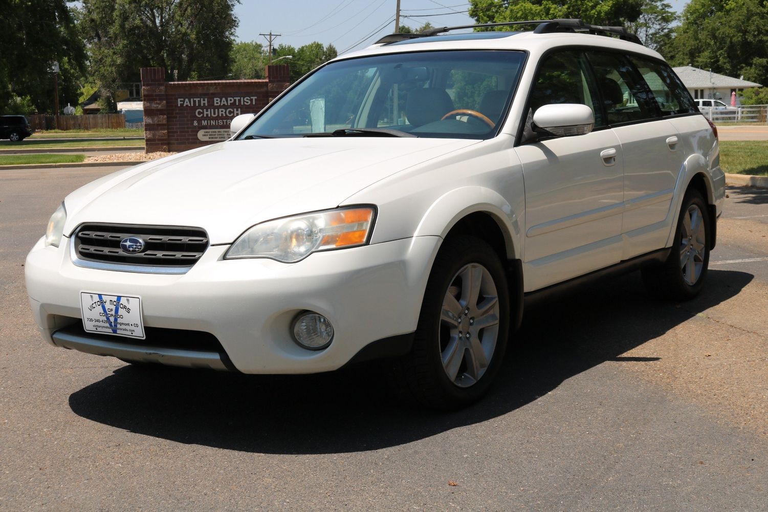 Subaru outback 2006 фото салона