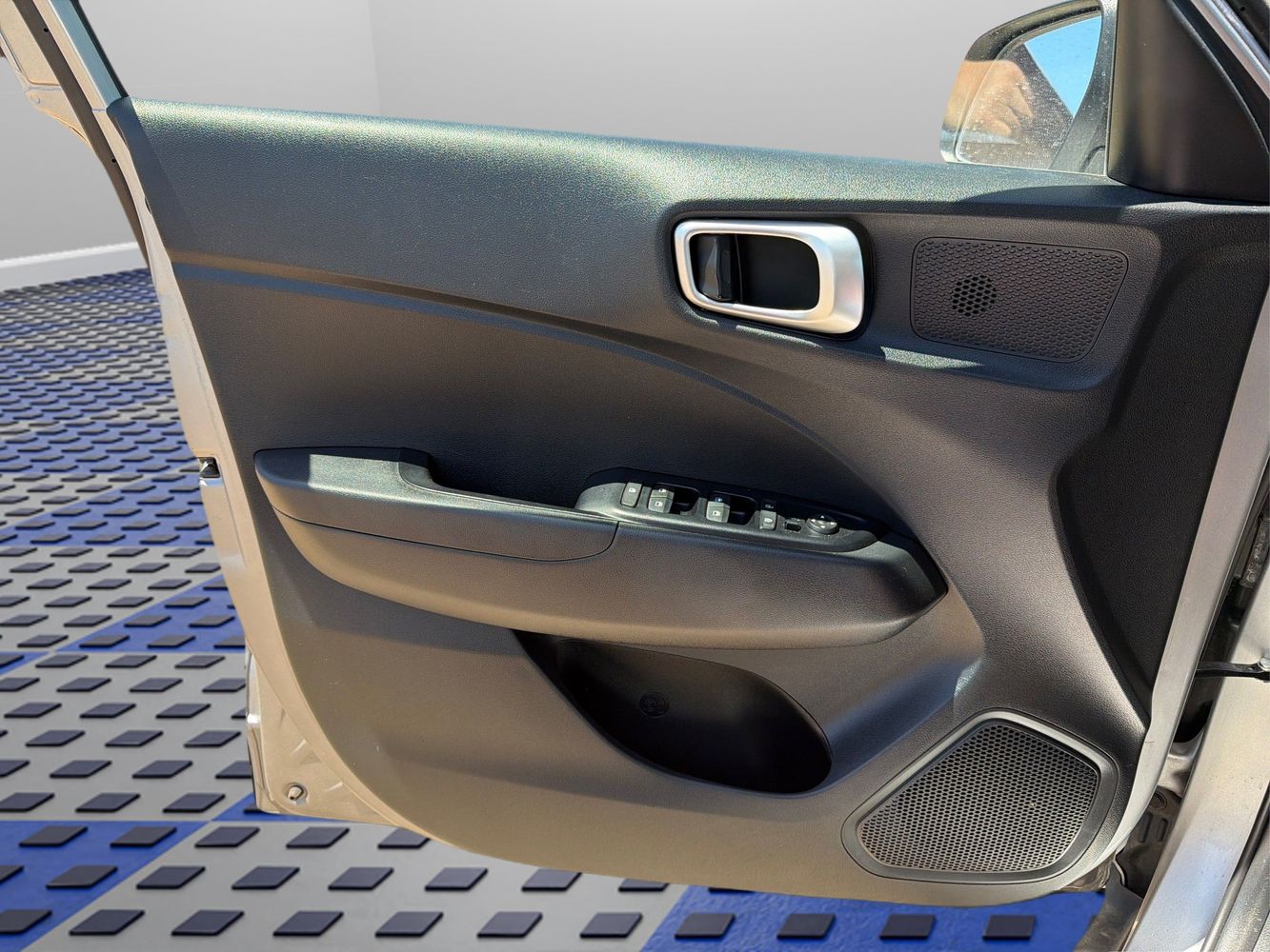 2024 Hyundai Venue SE - Photo 21