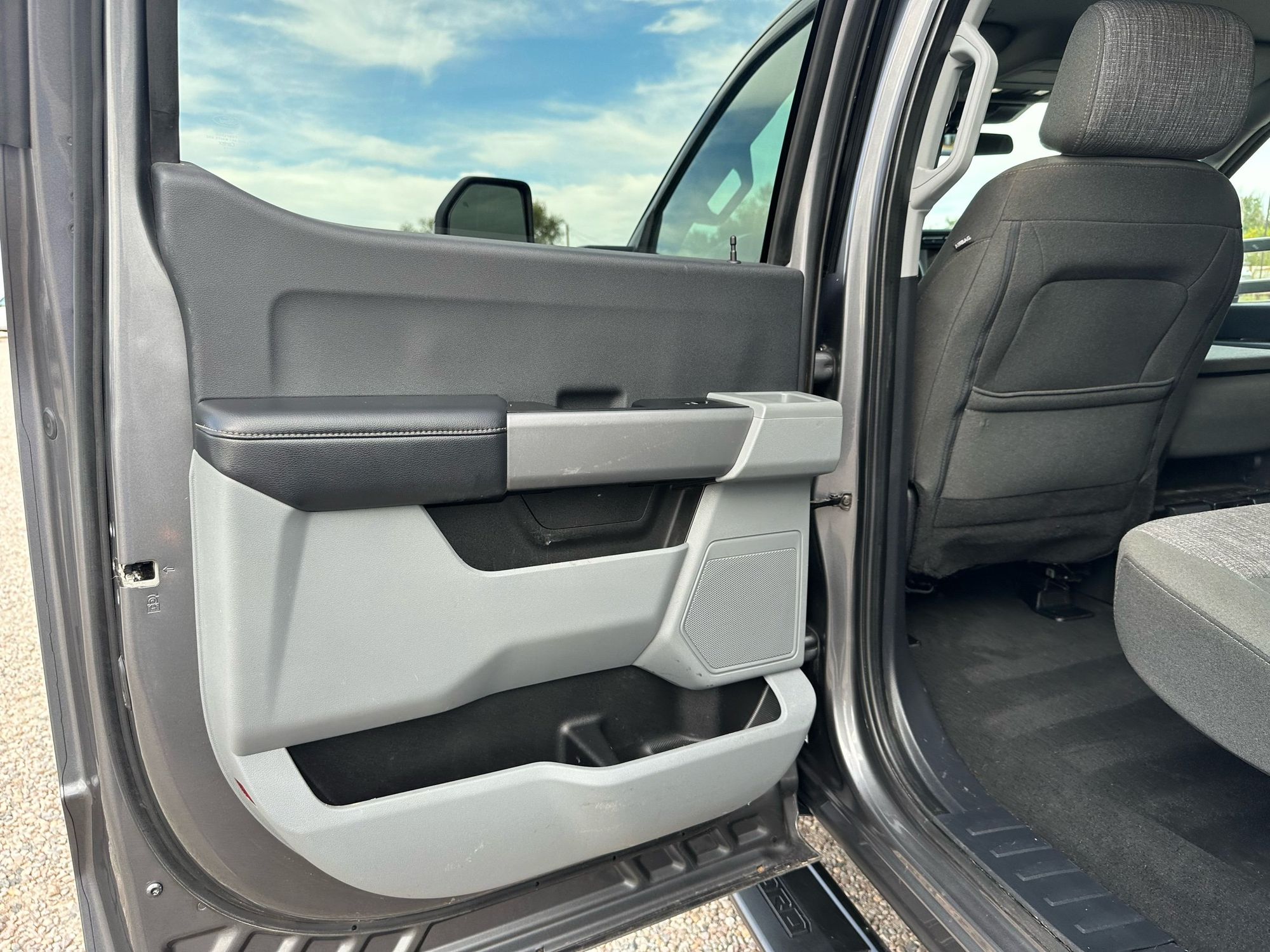 2024 Ford F-350 XLT photo 25