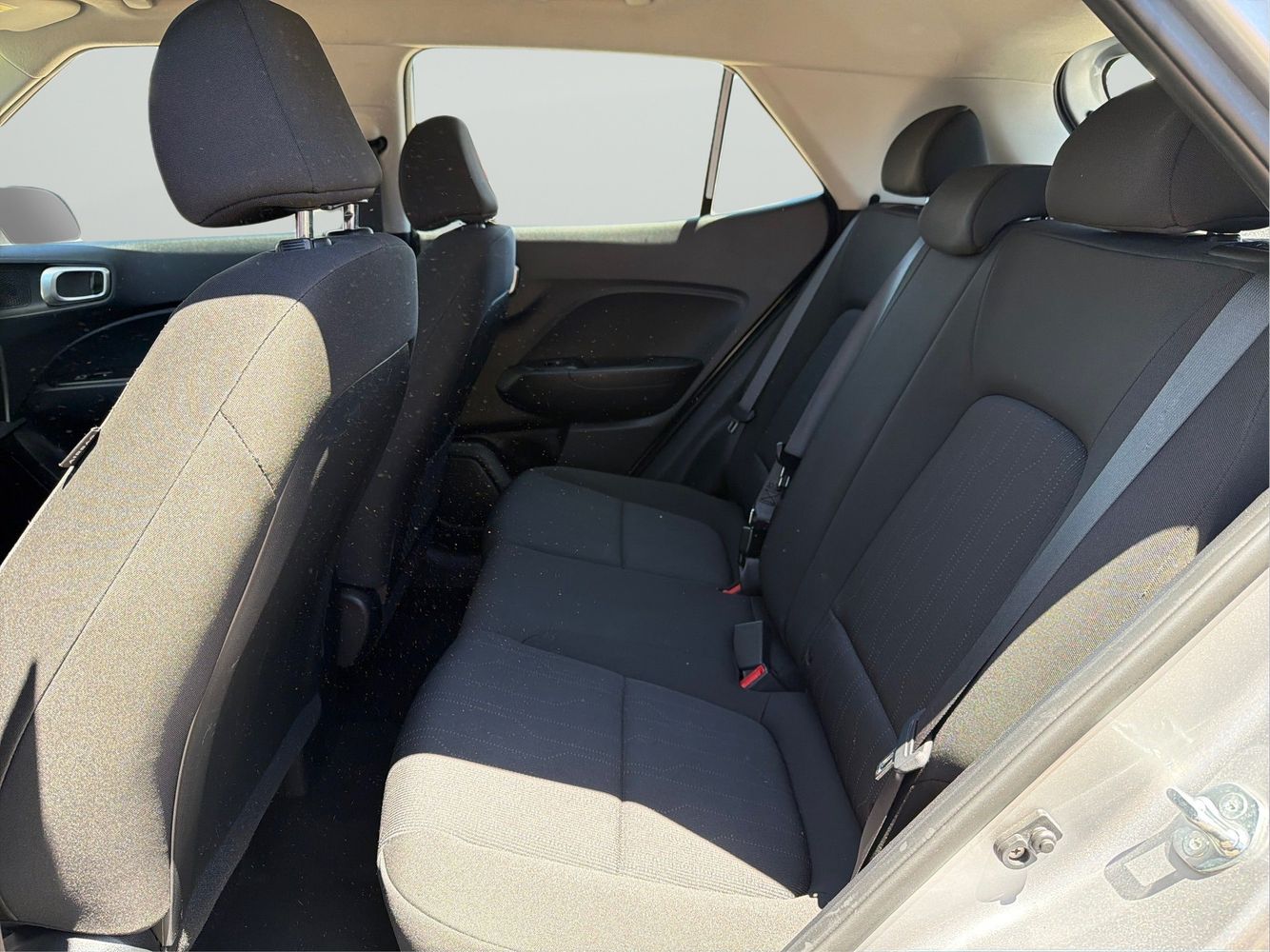 2024 Hyundai Venue SE - Photo 12