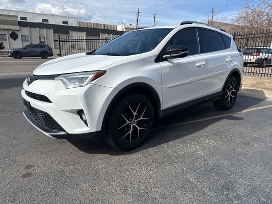 2016 Toyota RAV4 SE