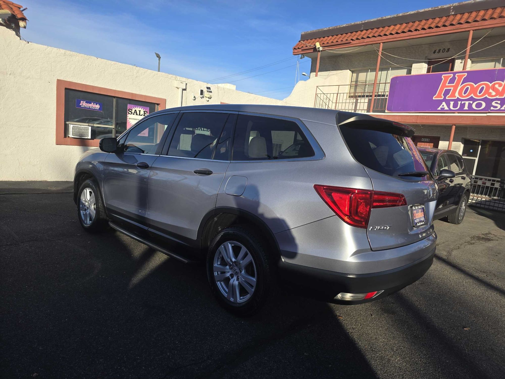 2016 Honda Pilot LX photo 13