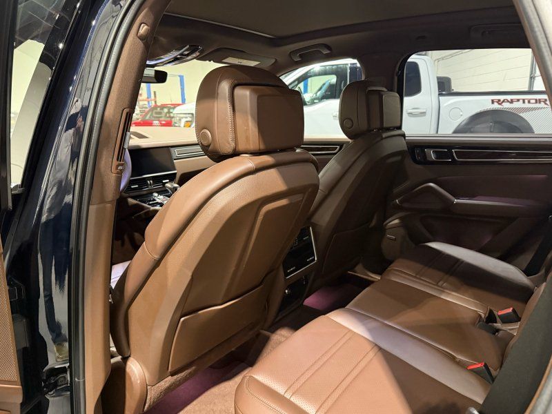 2022 Porsche Cayenne, photo 13