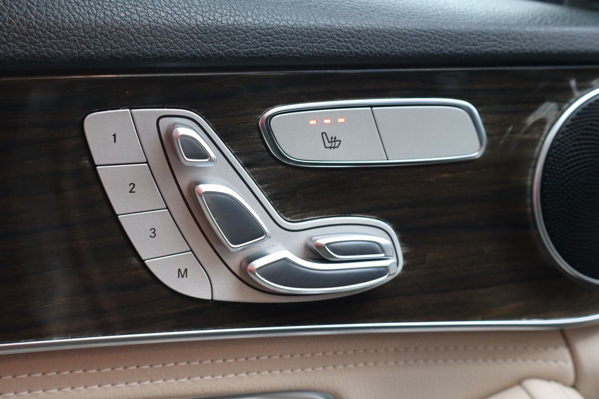 2015 Mercedes-Benz C 300 