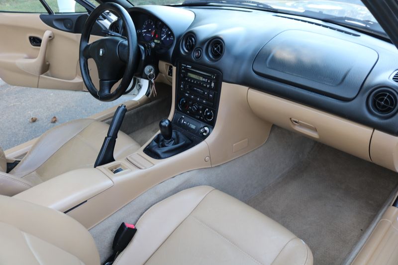 1999 Mazda Miata MX-5 | Victory Motors of Colorado
