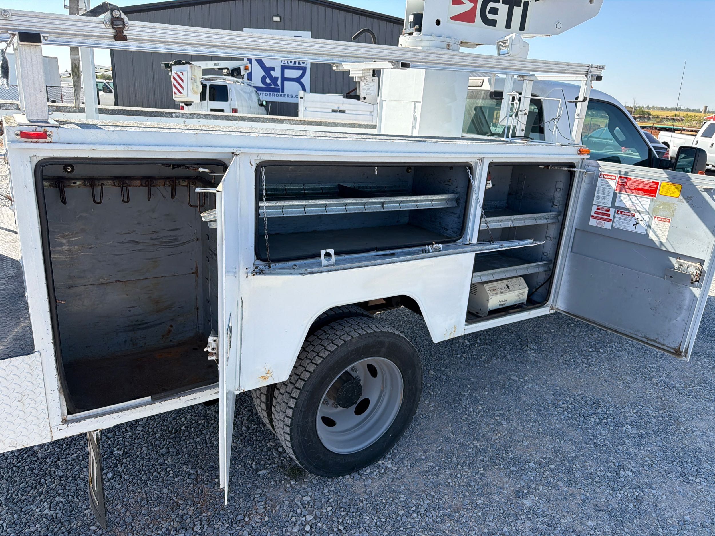 2016 Ford F-450 Super Duty Chassis Cab XL - Photo 19