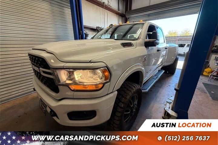 2023 RAM Ram 3500 Pickup Big Horn's photo