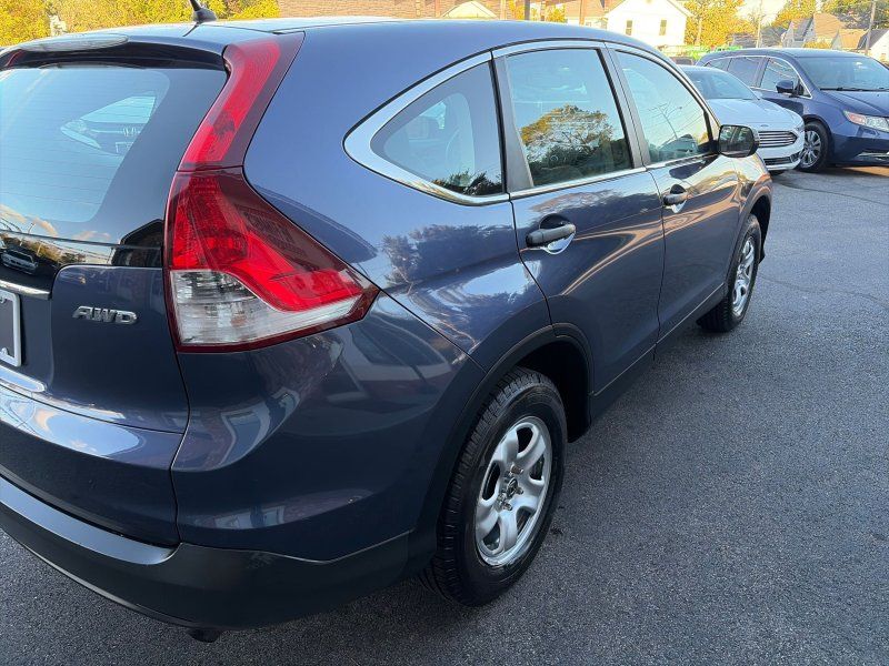 2013 Honda CR-V LX photo 3