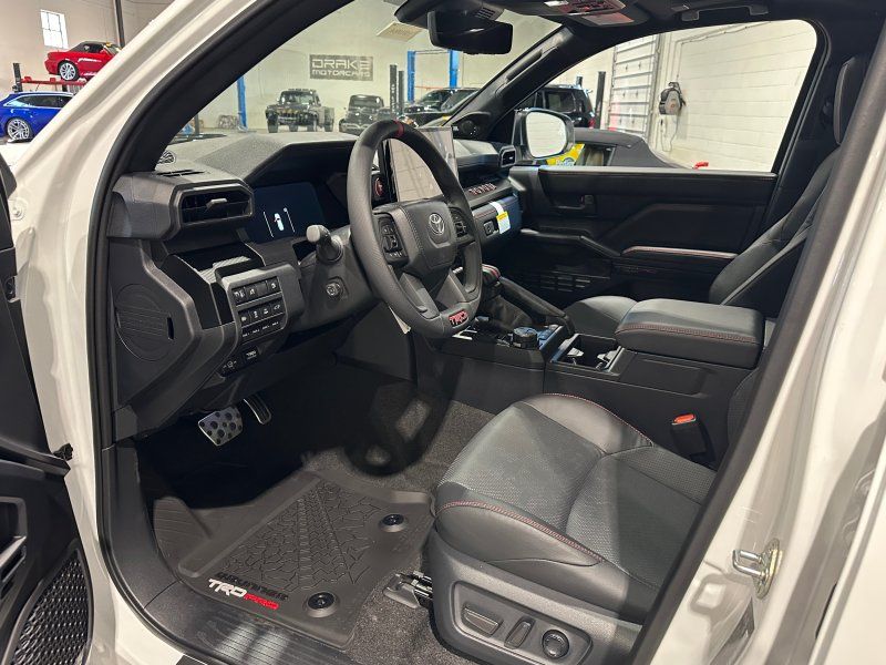 2025 Toyota 4Runner TRD Pro HV, photo 11