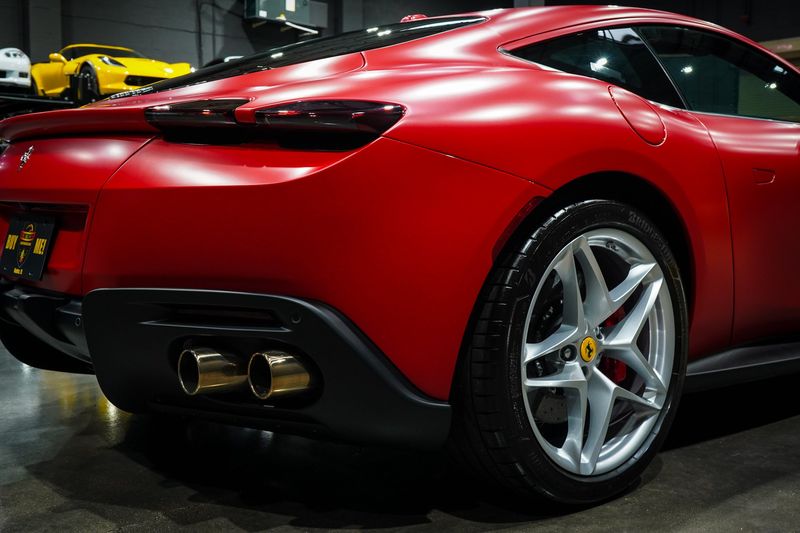 2023 Ferrari Roma Base | CarEdge | CarEdge