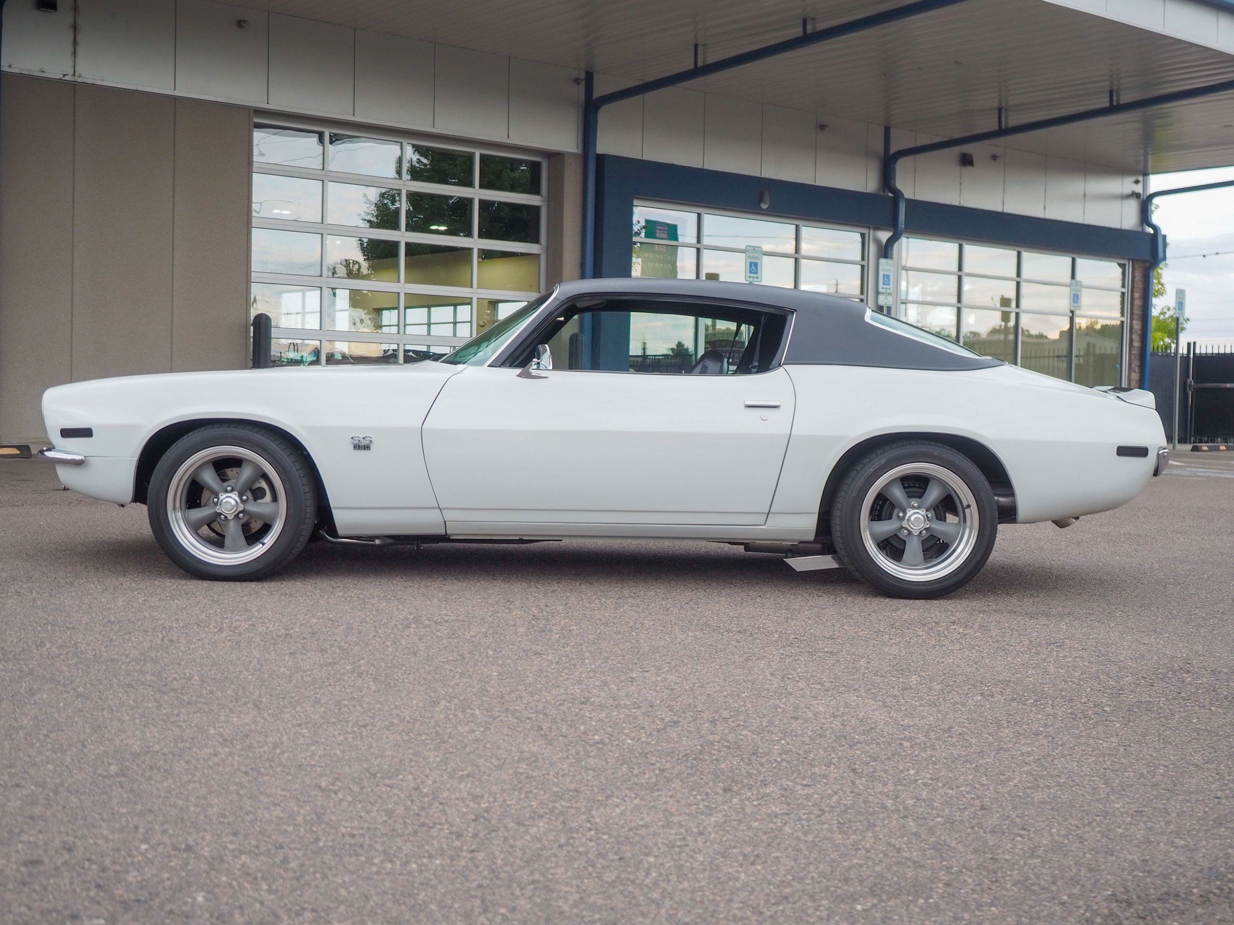 1970 Chevrolet Camaro White 350