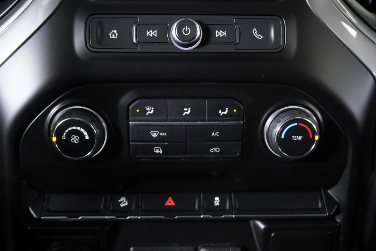 2020 Chevrolet Silverado 1500 4WD Crew Cab Short Bed Custom Trail Boss