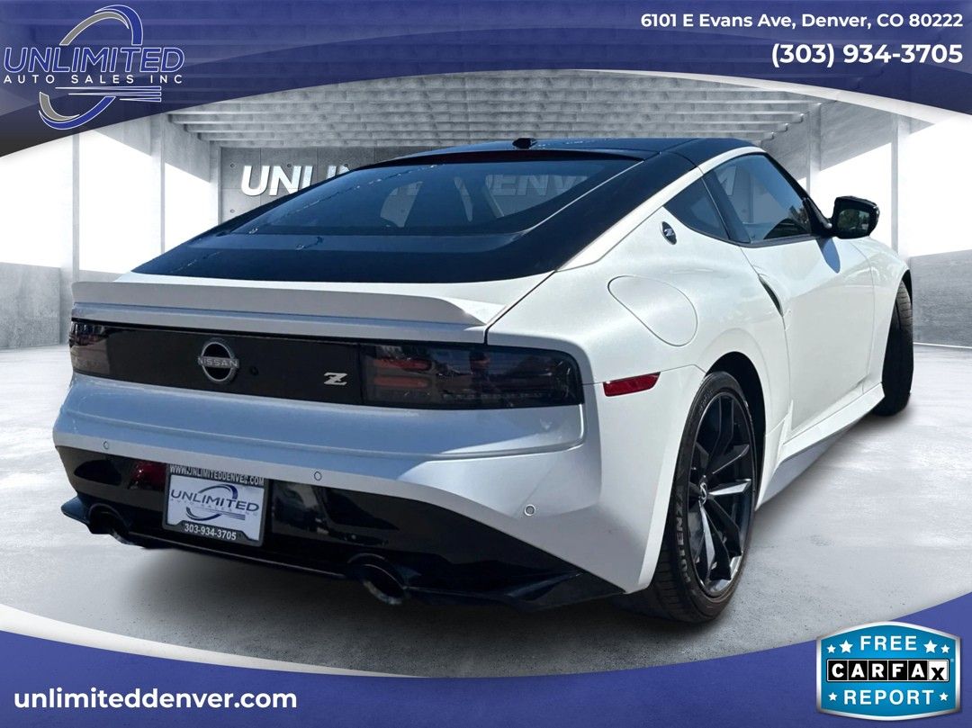 2024 Nissan Z Performance photo 3