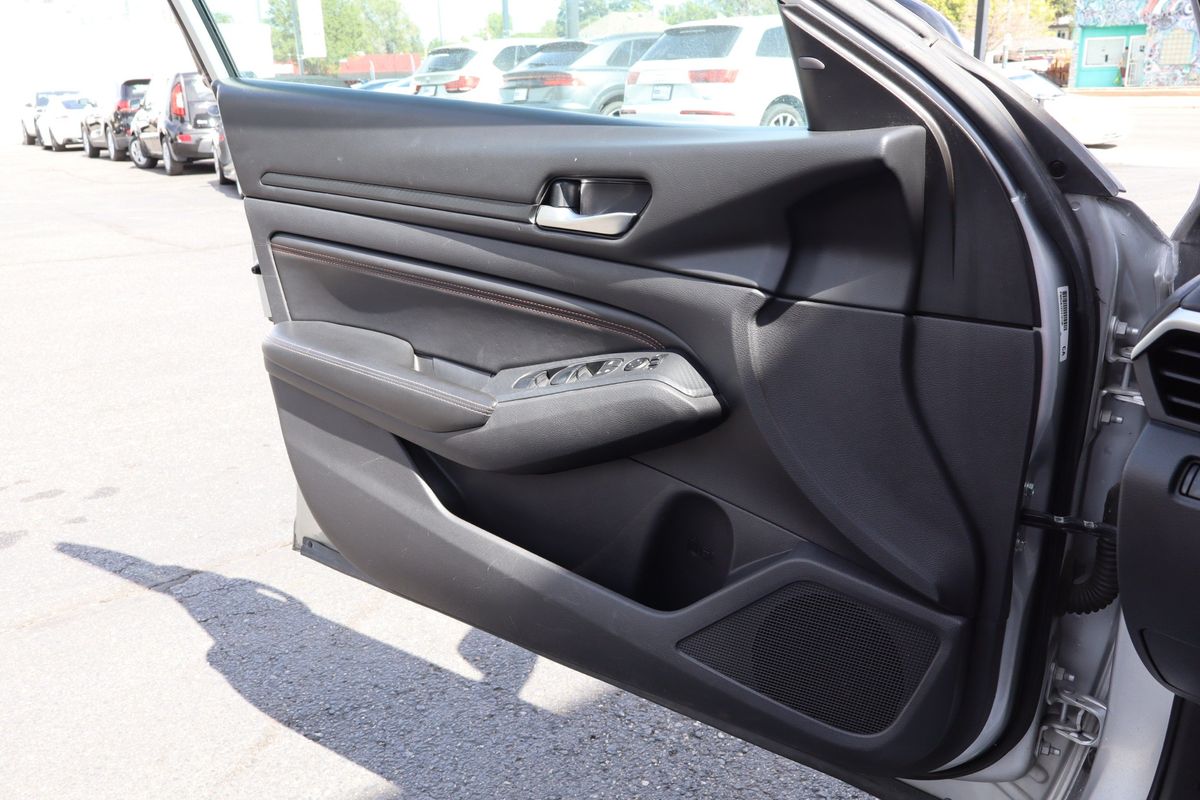 2020 Nissan Altima 2.5 SR