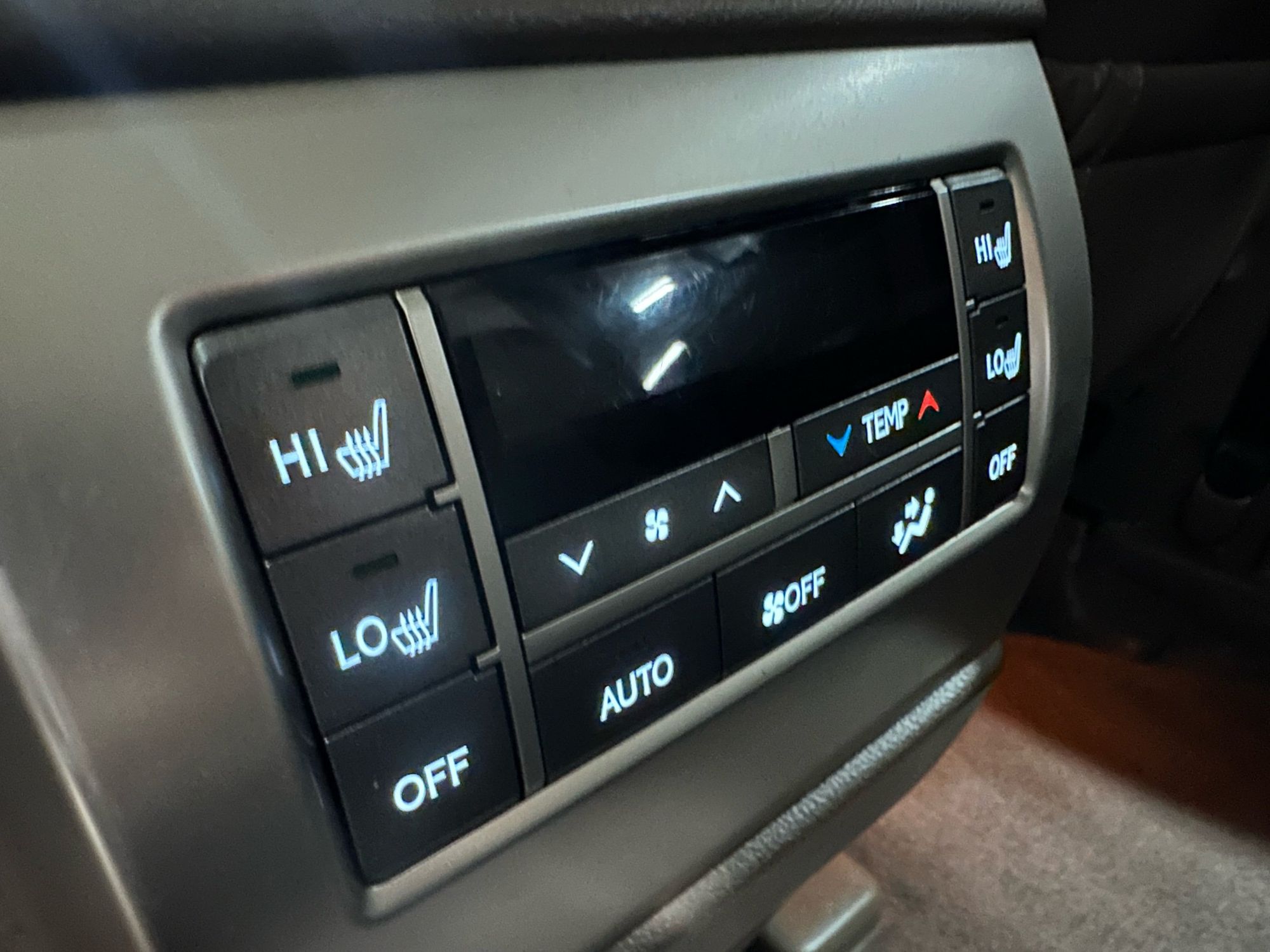 2019 Lexus GX 460 photo 19