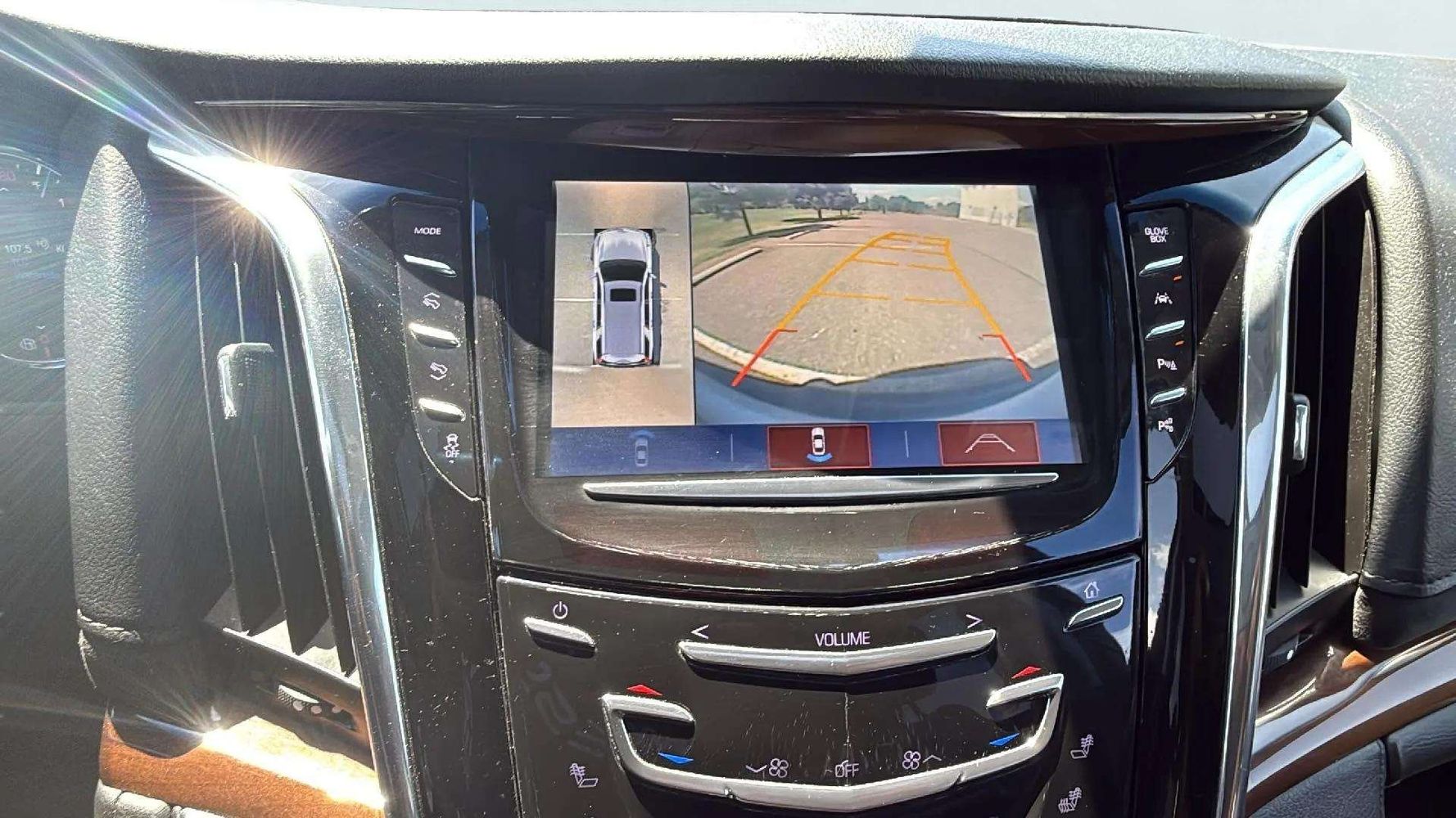 2017 Cadillac Escalade ESV Luxury photo 11