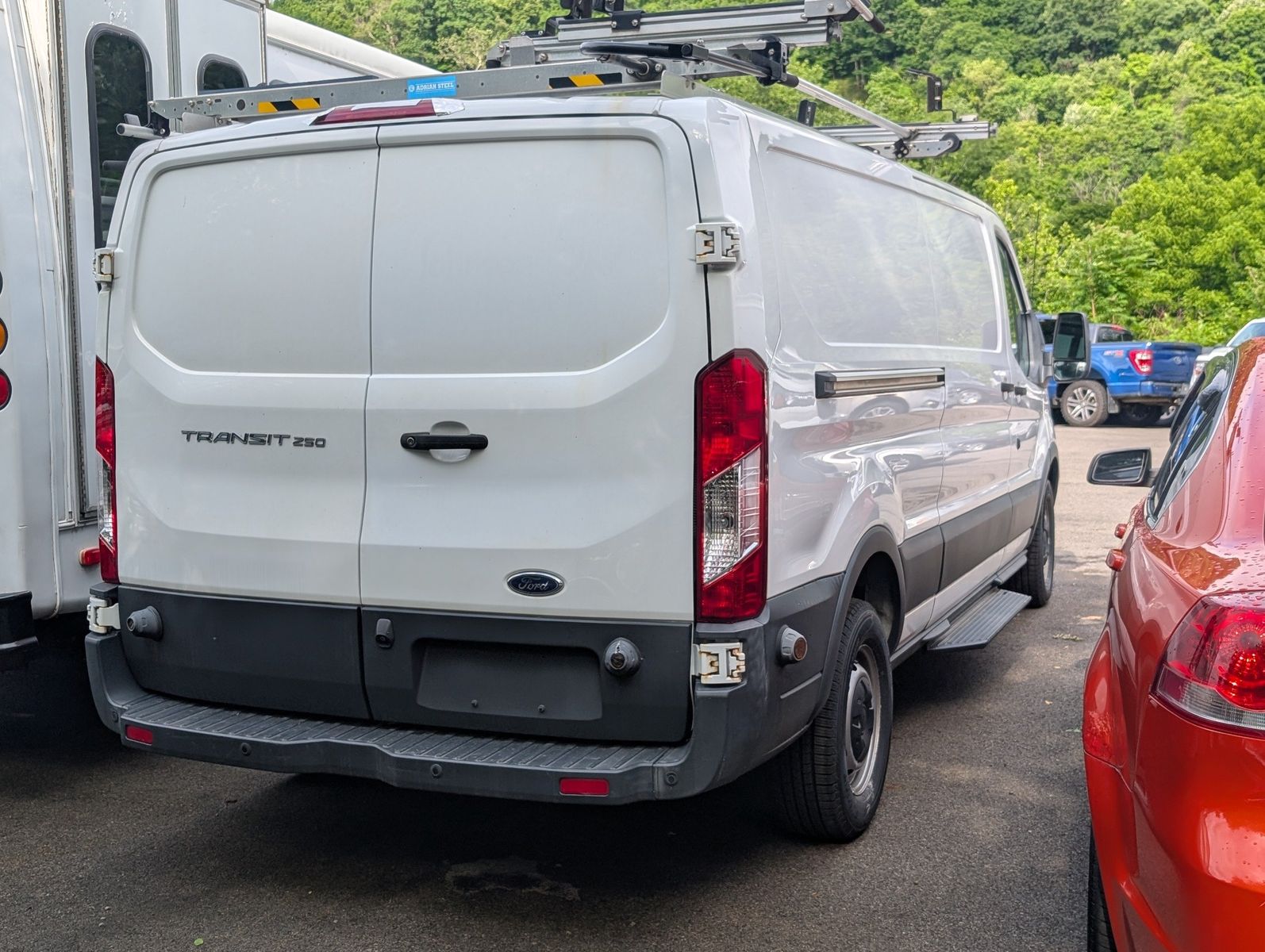 2018 Ford Transit-250 10