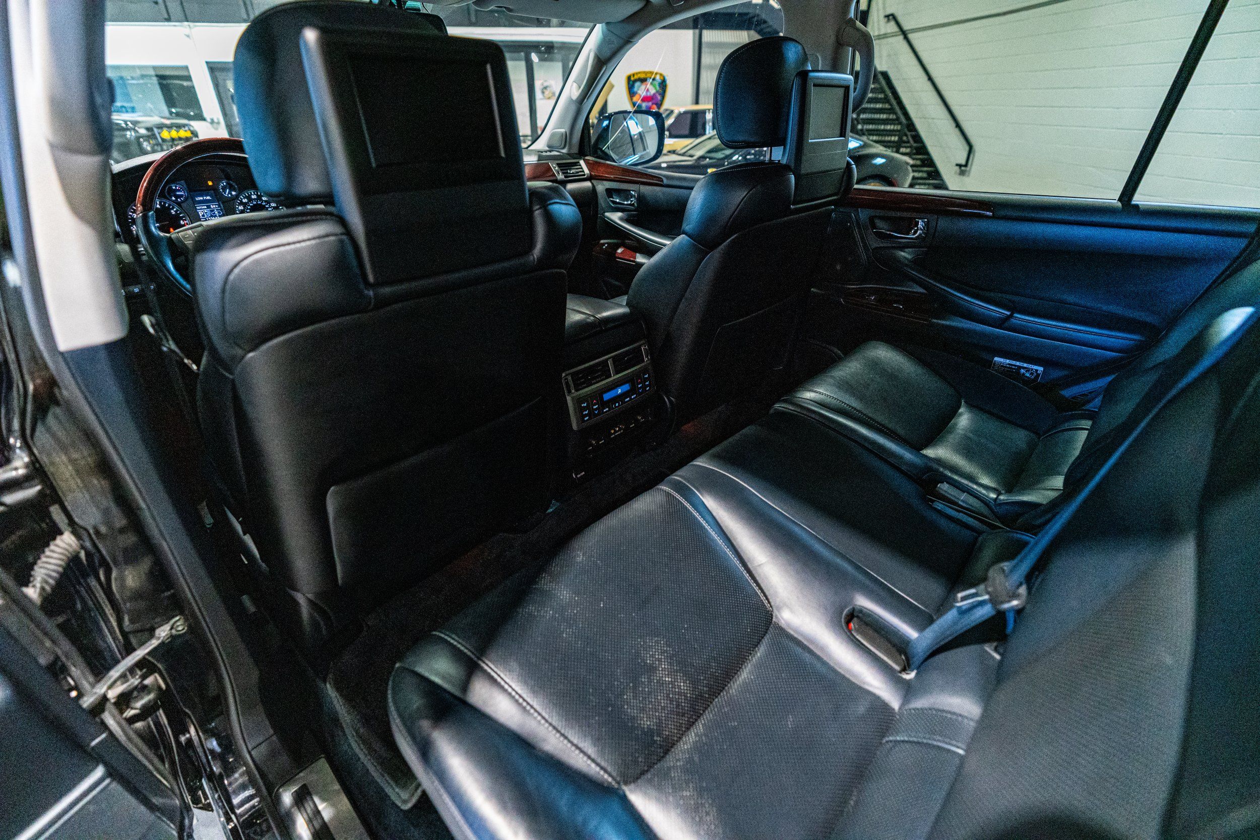 2013 Lexus LX 570, photo 35