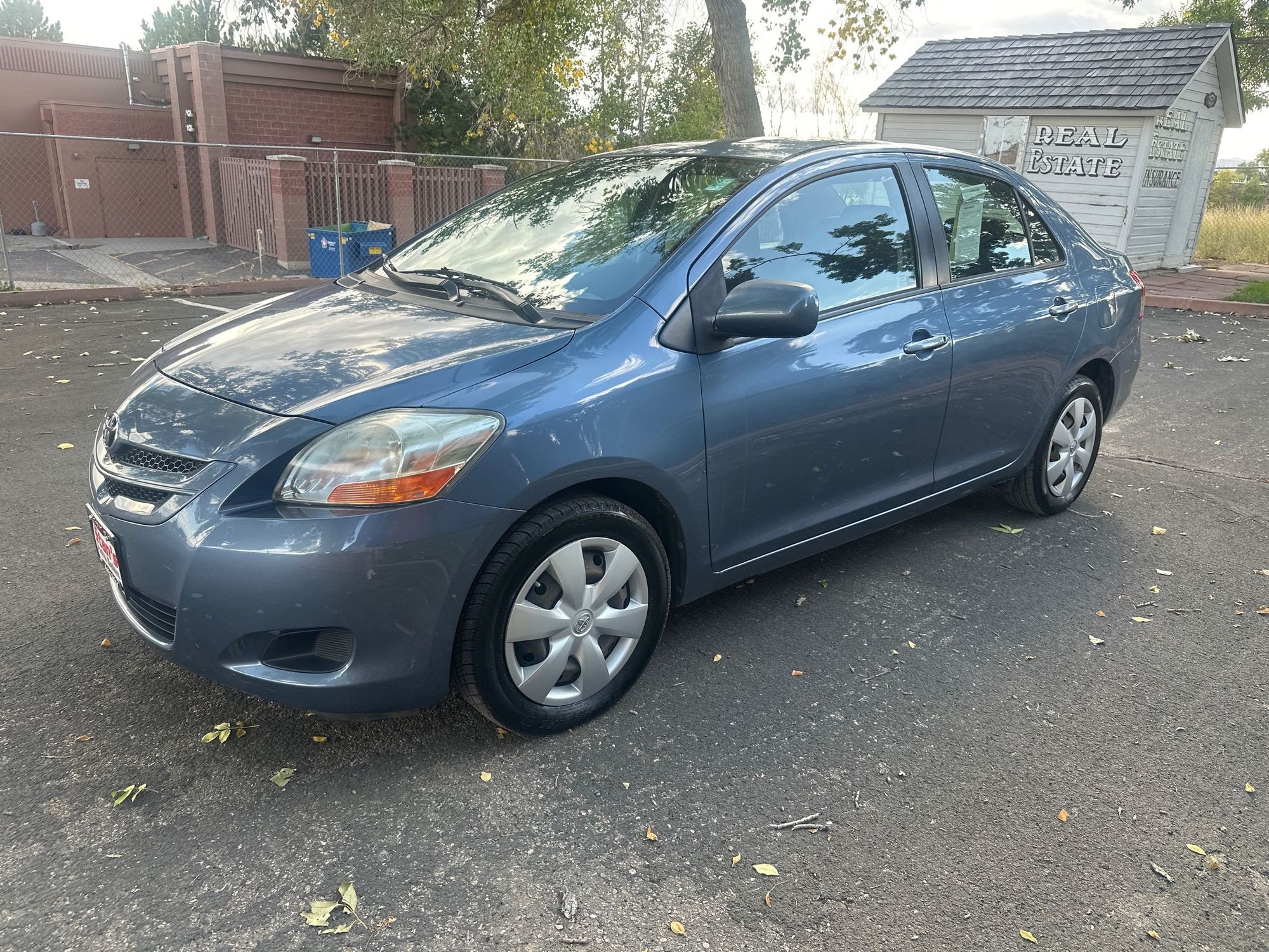 2008 Toyota Yaris Base photo 5